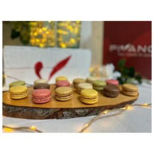 Sélections de macarons gourmands - 28 pcs